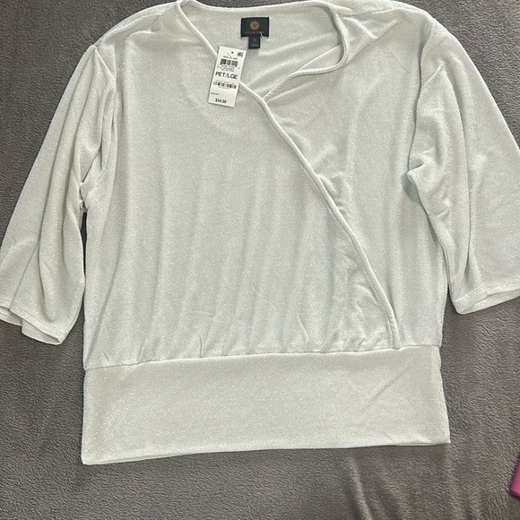 NWT Petite Large faux wrap top. JM collection retail$54.50 - Picture 1 of 4